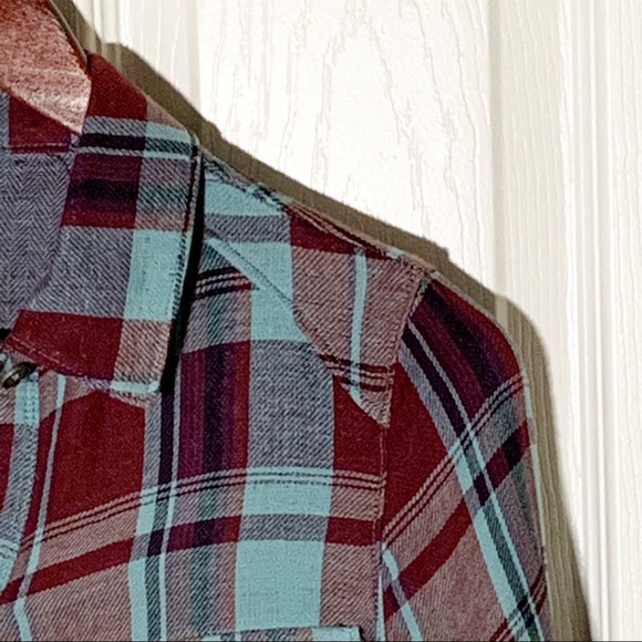 Paige Plaid Flannel Button Down Size Small - Picture 3 of 8